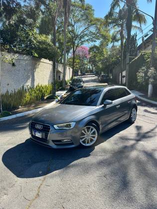 AUDI A3 1.8 TFSI SPORTBACK AMBITION 16V GASOLINA 4P AUTOMÁTICO AUDI A3 1.8 TFSI SPORTBACK AMBITION 16V GASOLINA 4P AUTOMÁTICO